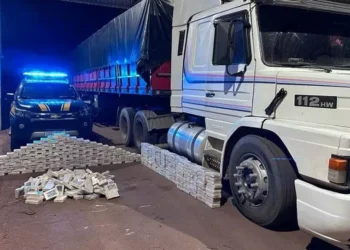 Com farol de carreta apagado, traficante levava R$ 60 milhões em cocaína