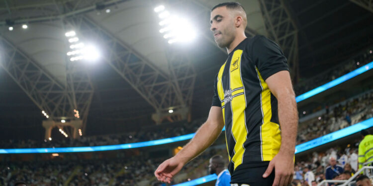 Jogador do Al-Ittihad é chicoteado após derrota na Supercopa Saudita
