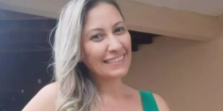 Psicóloga morreu ao ser jogada do carro pelo próprio filho em rodovia de Mato Grosso do Sul