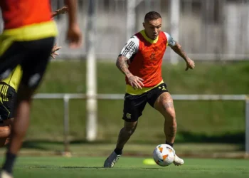 Jogos de Flamengo e Corinthians movimentam rodada nesta noite