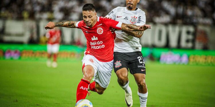 Corinthians vence o América-RN de virada e fica mais perto das oitavas da Copa do Brasil