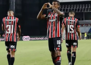 São Paulo bate Águia de Marabá e praticamente garante vaga nas oitavas da Copa do Brasil