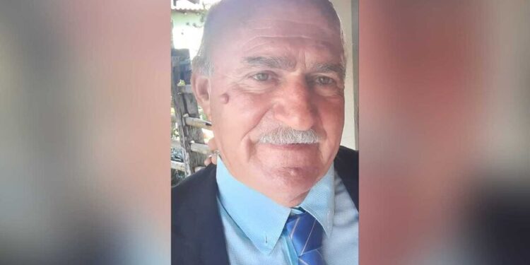 Padre ‘descasca’ prefeito e cita cemitério largado em Figueirão: ‘tem até vaca lá’