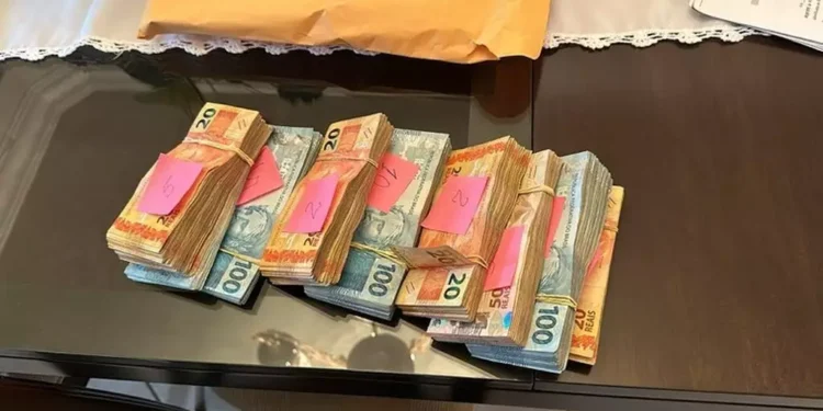 PF amanhece na Prefeitura de Corumbá por suspeita de R$ 12 milhões em fraudes