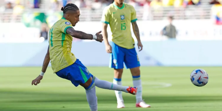 Brasil só empata com a Colômbia e pega o Uruguai nas quartas da Copa América