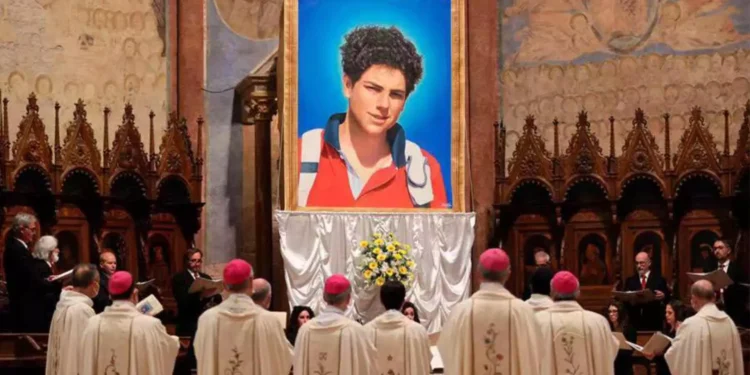 Papa Francisco aprova canonização de Carlo Acutis, que fez milagre em Campo Grande