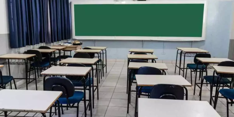 Em Miranda: Com diploma falso, ‘professor’ é levado para delegacia ao ser flagrado em sala de aula