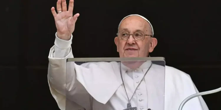 Papa Francisco ora por vítimas de acidente aéreo em Vinhedo