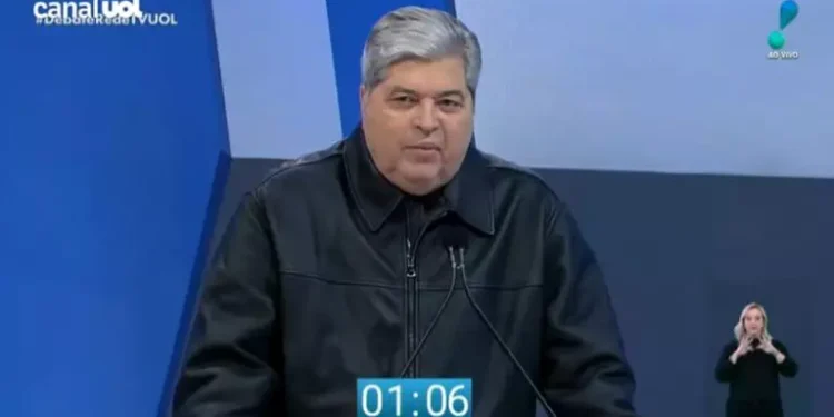 Debate do Uol e Rede TV em SP tem cadeiras parafusadas após agressão de Datena a Marçal