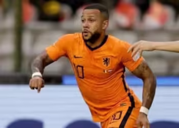 Corinthians anuncia a contratação de Memphis Depay