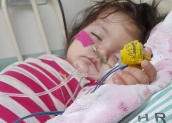 Bebê perde metade do pulmão após bronquite ser diagnosticada como afta em Aquidauana