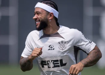 Quando Memphis Depay estreia pelo Corinthians