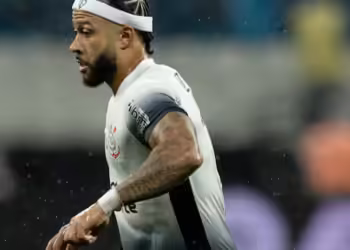 Pior visitante, Corinthians mira triunfo fora contra Cuiabá para sair do Z4 do Brasileirão