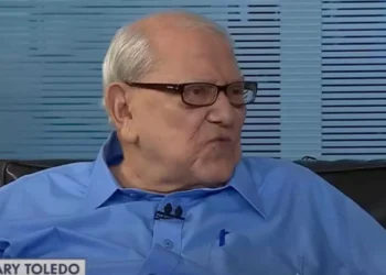 Morre Ary Toledo, ícone do humor brasileiro, aos 87 anos