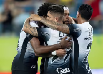 Com boa campanha fora, Corinthians decide na Argentina vaga na final da Sul-Americana