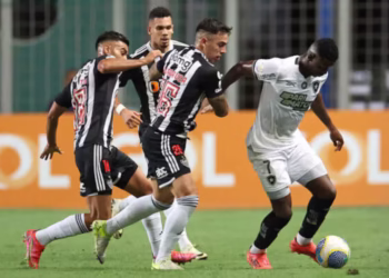 Atlético e Botafogo empatam; Palmeiras esfrega as mãos