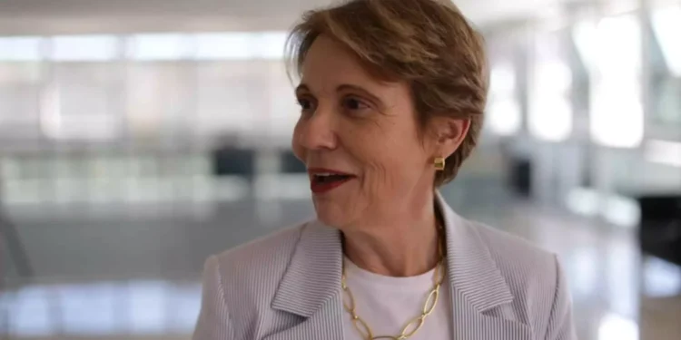 ‘Não é qualquer pedido de desculpas que será aceito’, diz Tereza Cristina sobre Carrefour