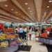 Caixa de supermercado é presa ao passar compra de R$ 2 mil por menos de R$ 15
