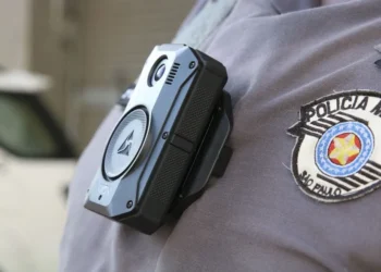 Barroso determina uso obrigatório de câmeras corporais por policiais militares de São Paulo