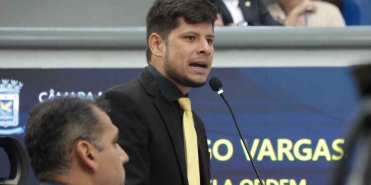 Justiça nega pedido de Tiago Vargas para anular processos que levavam à demissão da Polícia Civil