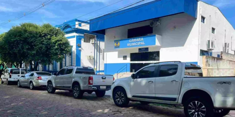Gaeco cumpre mandados na Câmara de Vereadores de Aquidauana