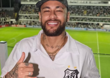 Santos planeja apresentação de Neymar no Pacaembu e na Vila Belmiro