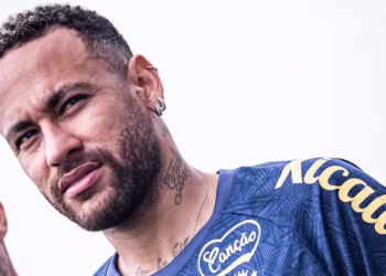 Neymar reestreia pelo Santos em jogo especial contra o Botafogo