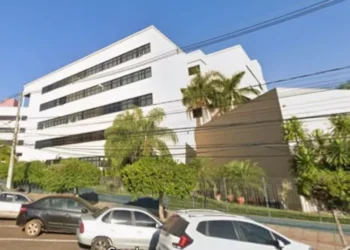 Funcionário de terceirizada é flagrado se masturbando no telhado do Fórum de Campo Grande