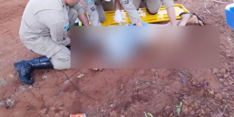Mulher é expulsa de carro e atropelada durante discussão em Nova Alvorada do Sul