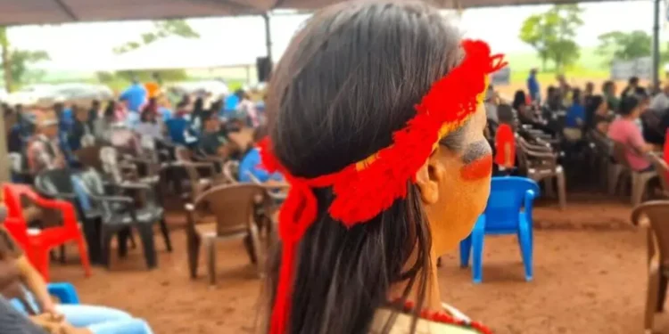Aldeia de MS com histórico de conflitos cria grupo de combate à violência doméstica