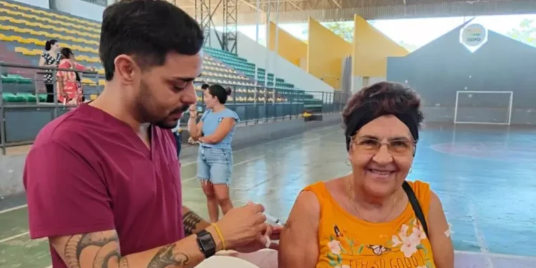 Com 135 mortes e hospitais cheios, MS reforça vacinação contra a gripe