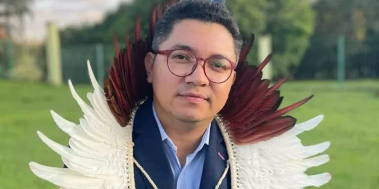 Da aldeia a doutor honoris causa: universidade concede honraria a Eloy Terena