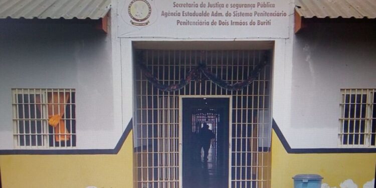Briga em penitenciária de Dois Irmãos do Buriti deixa um morto e oito feridos em MS