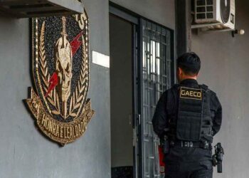 Advogado, ex-chefe de cartório e detento são condenados por ligação com PCC em MS