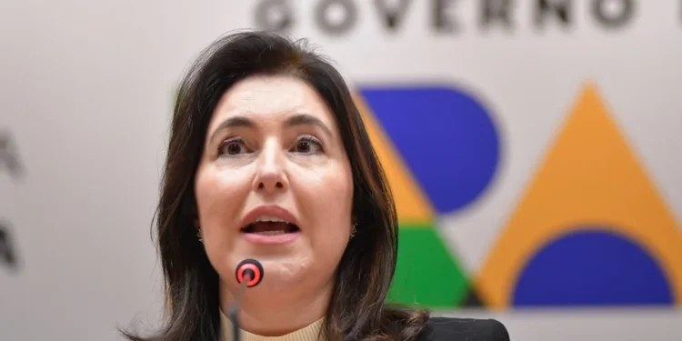 Simone Tebet deixa MDB e se filia ao PSB para disputar Senado em SP