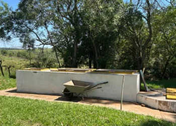 Trabalhador encontra feto sem cabeça em rede de esgoto de Eldorado