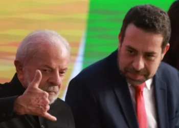 Lula decide enviar PL sobre fim da 6×1 com urgência ao Congresso