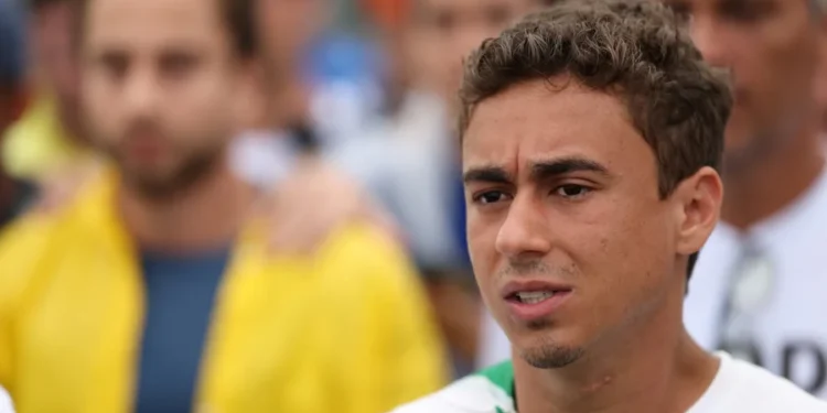 Como Nikolas foi de bolsonarista raiz a protagonista de racha na direita