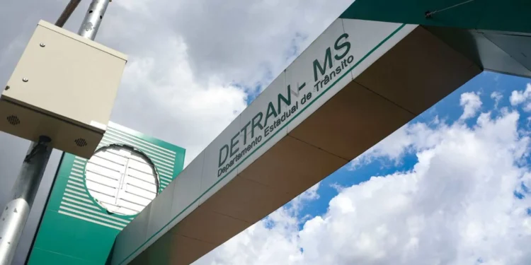 Polícia investiga participação de 30 servidores do Detran-MS em fraudes