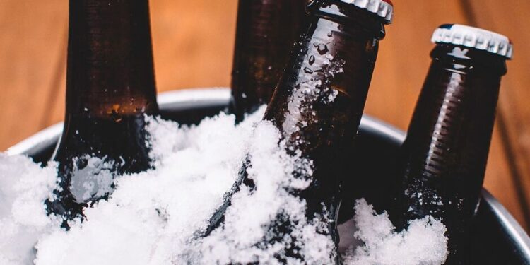 Igreja ‘ataca novamente’ e lança sorteio de baldes de cerveja em Campo Grande