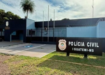 Mulher é espancada pelo companheiro e precisa fugir enrolada em toalha em Iguatemi
