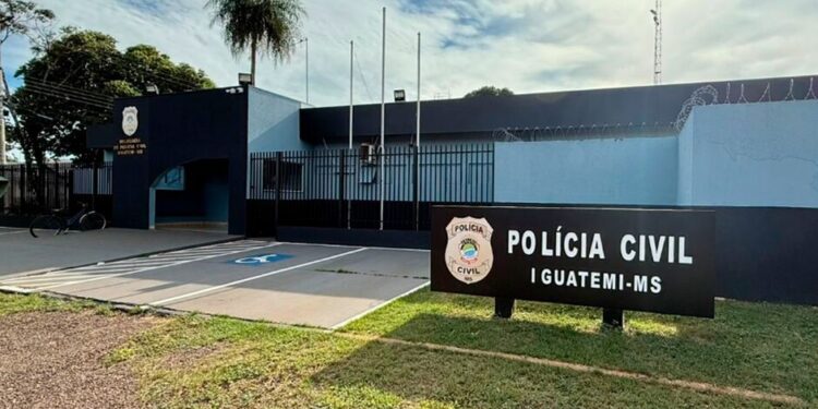Mulher é espancada pelo companheiro e precisa fugir enrolada em toalha em Iguatemi