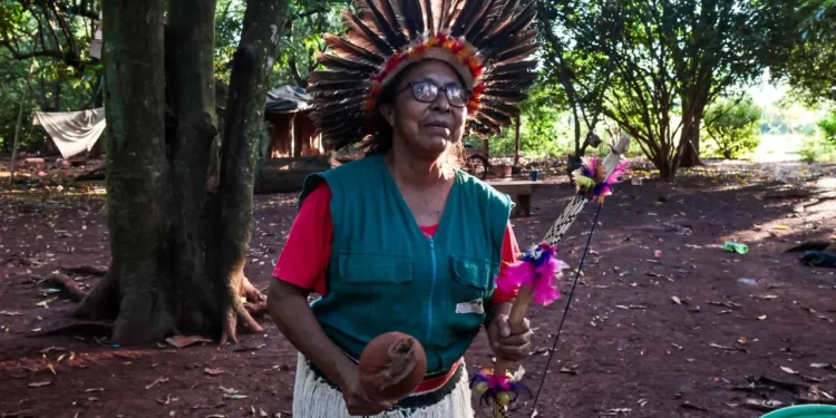 Com tradições ameaçadas, indígenas temem o fim das aldeias na Reserva de Dourados