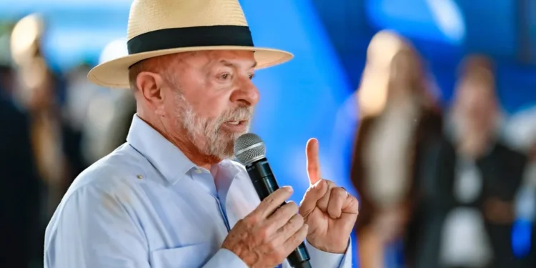 Lula diz que Brasil enviará ajuda à Venezuela após terremotos