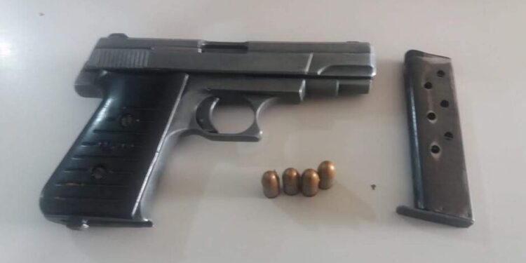 ‘Já matei funcionário que pediu demissão’: patrão é preso por intimidar equipe com arma