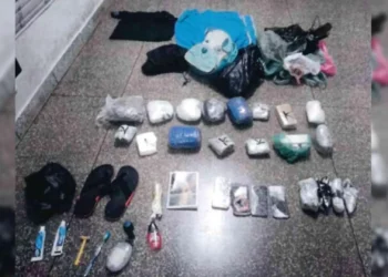 Policial penal é preso após investigação descobrir ‘correria’ de drogas para presídio