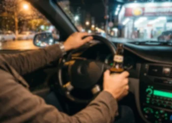 Professor do IFMS é preso flagrado com adolescentes e bebidas alcoólicas em carro