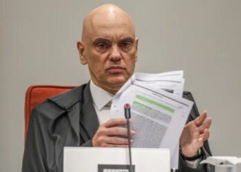Moraes trocou o celular, chip e número de telefone que conversou com Vorcaro