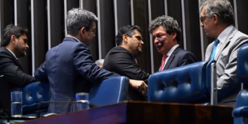 Senado analisa fim da escala 6×1 e PEC da Segurança Pública nesta quarta-feira