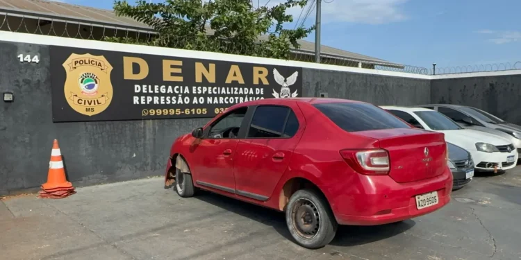Perseguição policial termina com apreensão de quase uma tonelada de maconha em Campo Grande